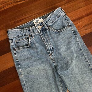BDG Urban Outfitters Mom Jeans